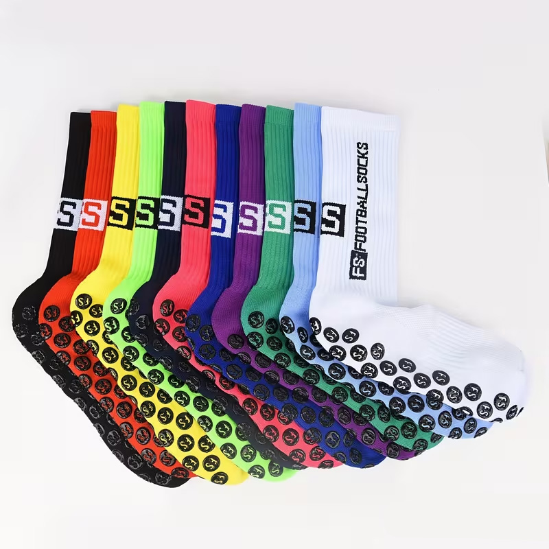 1켤레 그립감 있는 스포츠 크루 양말, 스타일리쉬한 F - Men'S Fashion Logo 리뷰 및 가격